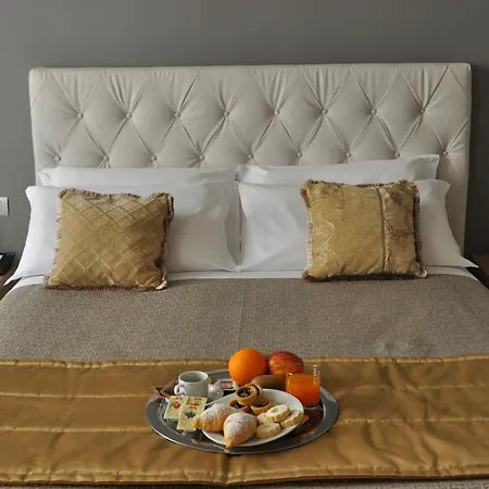 Hnn Luxury 3* Genoa