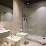 מלון Hnn Luxury