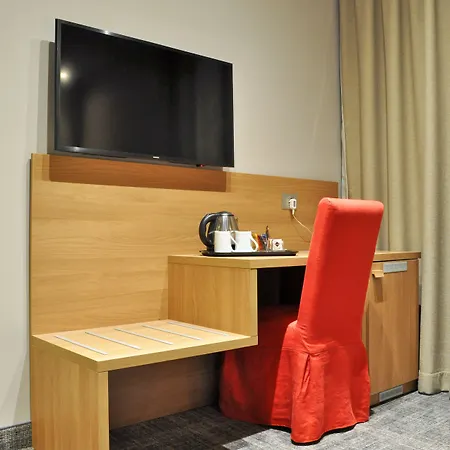 Hnn Luxury Hotel 3*