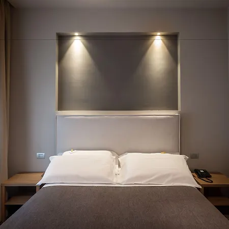 Hnn Luxury 3*