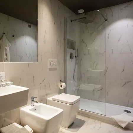 Hotel Hnn Luxury