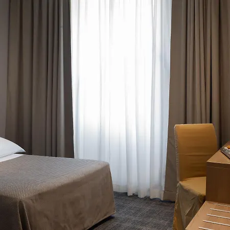 Hnn Luxury 3* Genoa