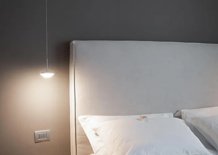 Hnn Luxury ホテル 3*