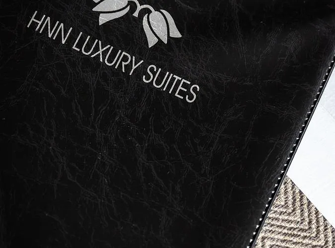 ホテル Hnn Luxury