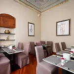 Hnn Luxury Hotel 3*
